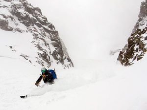 Christopher Comstock skiing Pinner Couloir